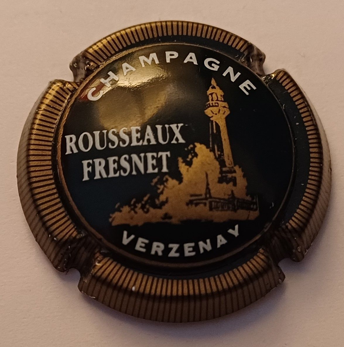 BELLE CAPSULE CHAMPAGNE ROUSSEAUX FRESNET RÉF N°7 NEWS