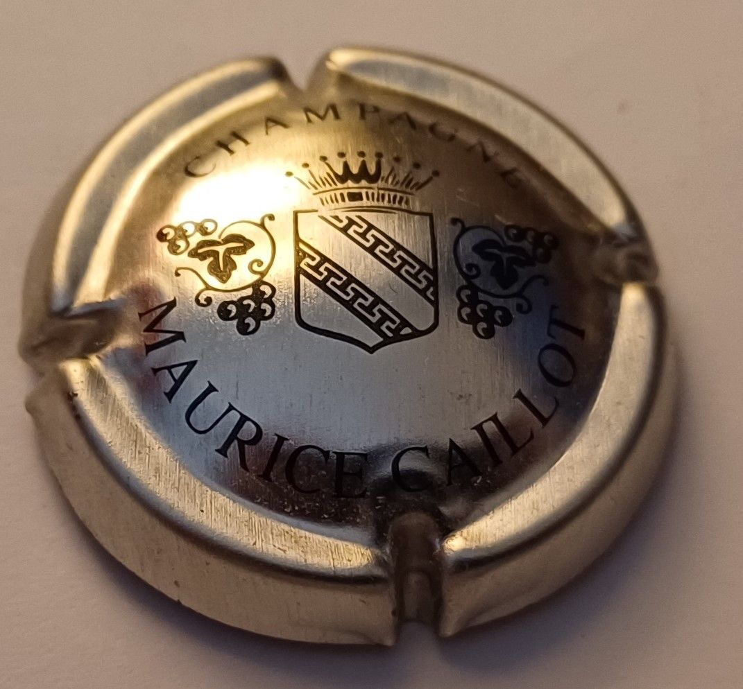 BELLE CAPSULE CHAMPAGNE MAURICE CAILLOT RÉF N°3 NEWS