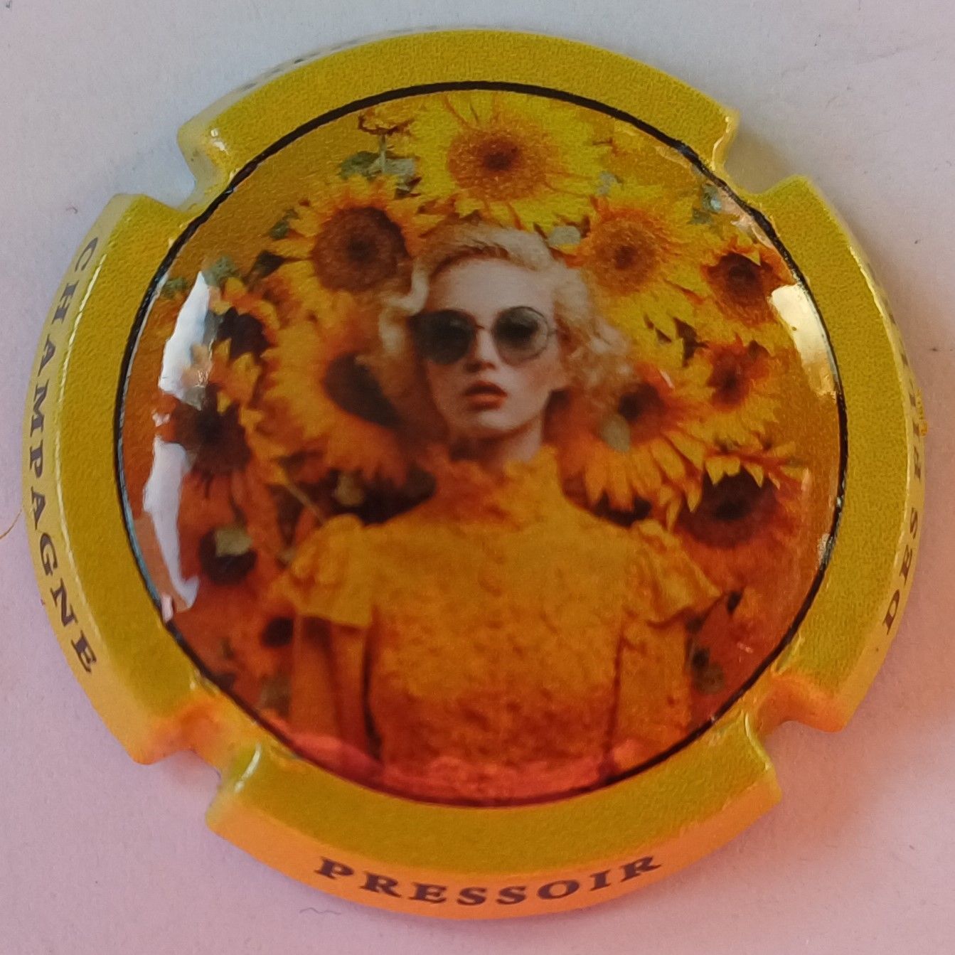 JÉROBOAM PRESSOIR DES FILLES FEMME TOURNESOL 2025 NEWS