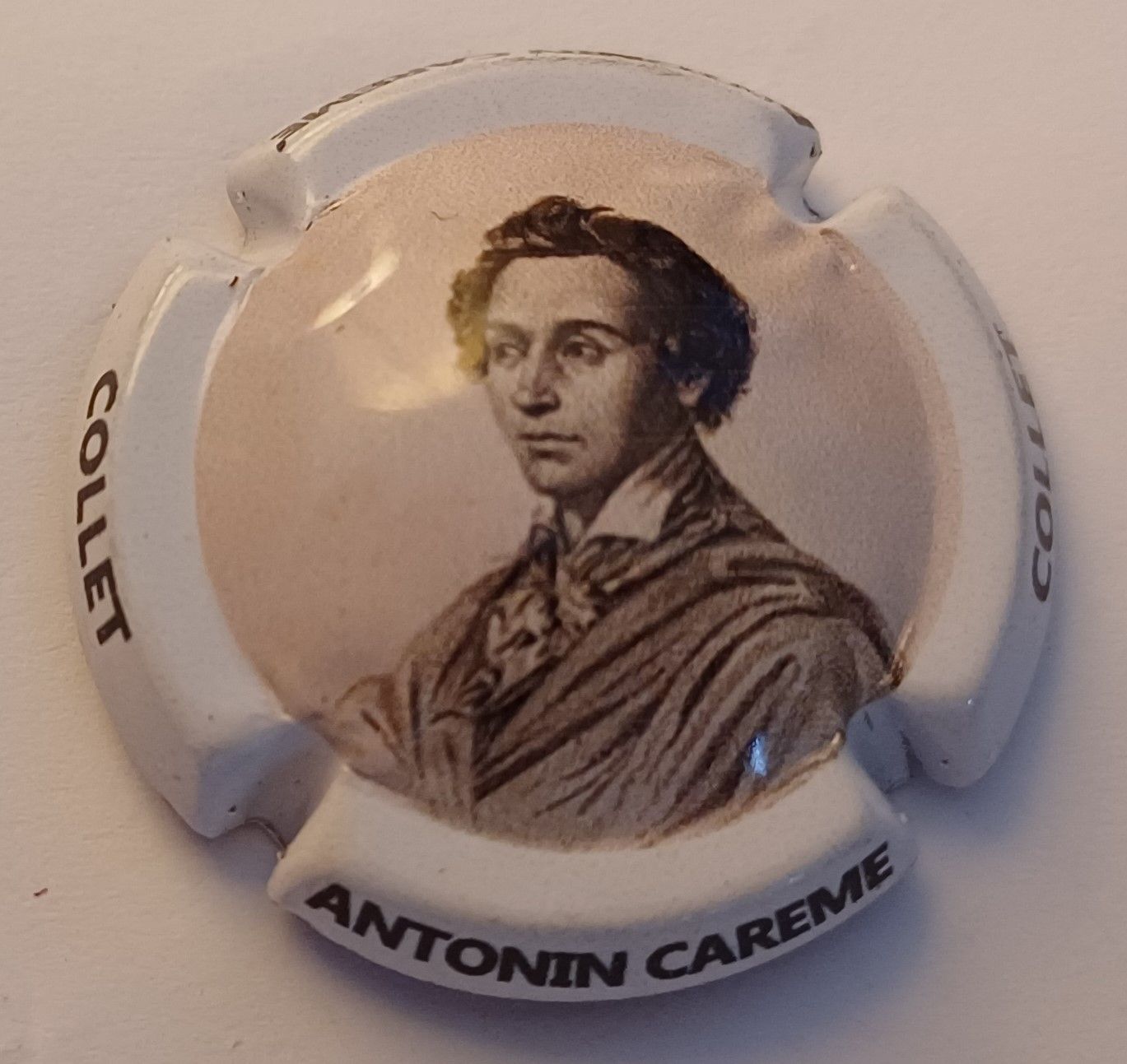 BELLE CAPSULE CHAMPAGNE COLLET ACADEMIE CULINAIRE ANTONIN CAREME REF N°12d NEWS