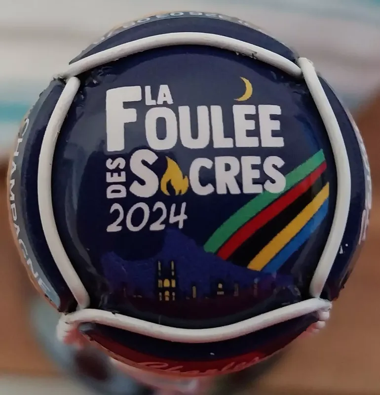 BELLE CAPSULE CHAMPAGNE SIX COTEAUX CHARLES HESTON LA FOULEE DES SACRES 2024 REF N°66 NEWS