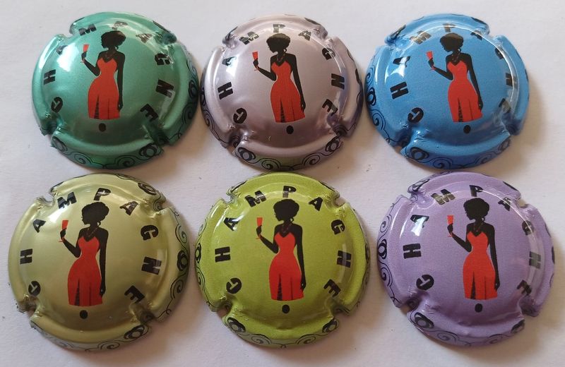 6 BELLES CAPSULES CHAMPAGNE GENERIQUE FEMME METALISEE 2025 NEWS