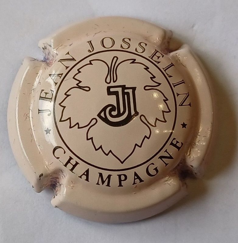 BELLE CAPSULE CHAMPAGNE JOSSELIN JEAN RÉF N°6 NEWS BELLE CAPSULE CHAMPAGNE JOSSELIN JEAN RÉF N°6 NEWS