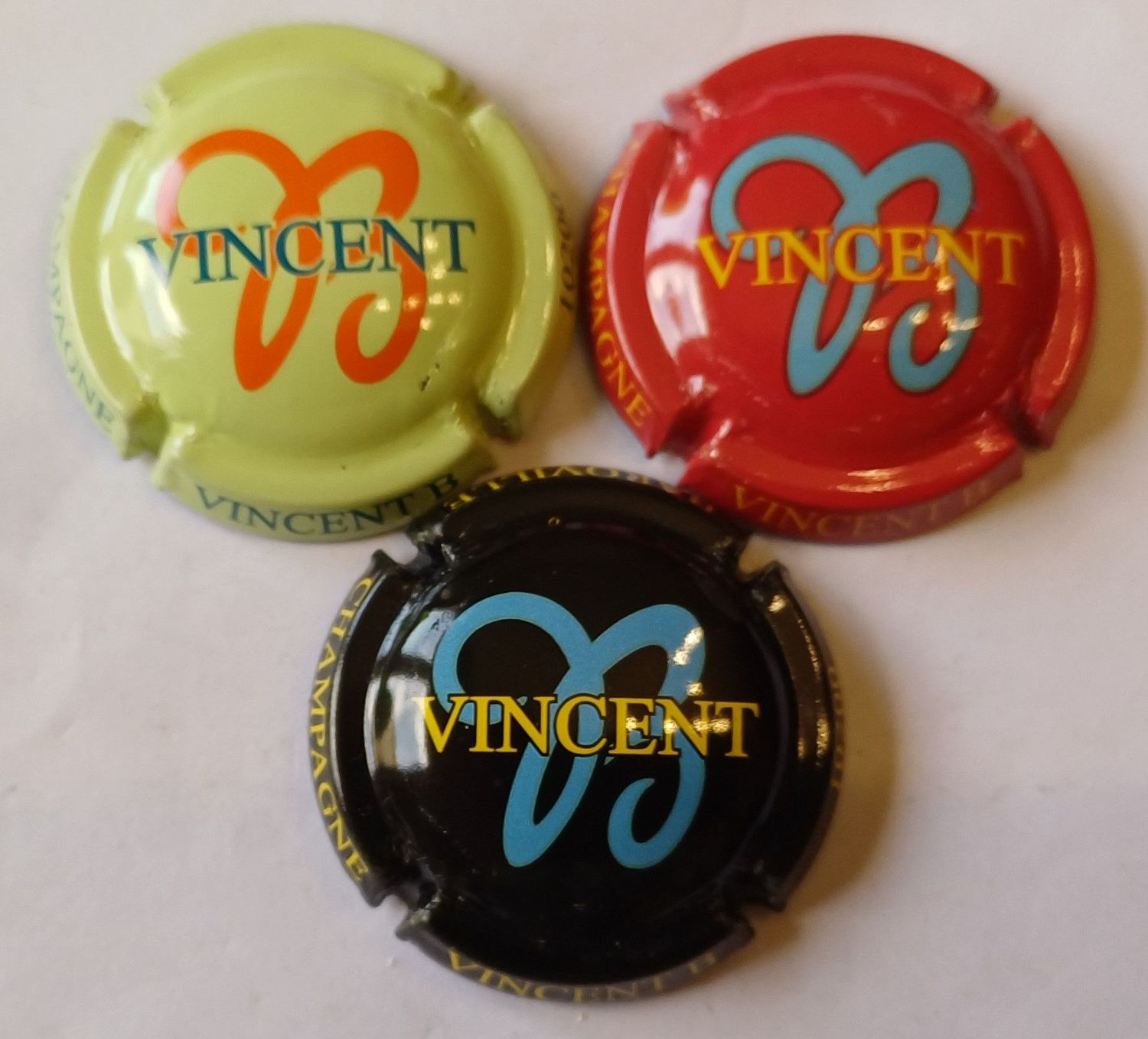 3 BELLES CAPSULES CHAMPAGNE VINCENT .B REF N°11/12/13 NEWS