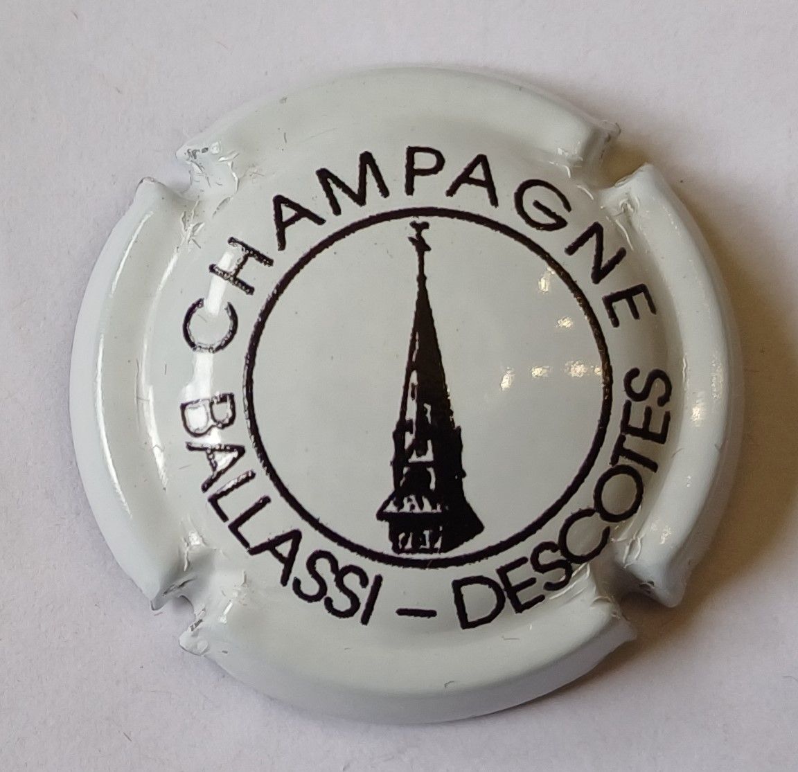 BELLE CAPSULE CHAMPAGNE BALLASSI DESCOTES REF N°2a NEWS