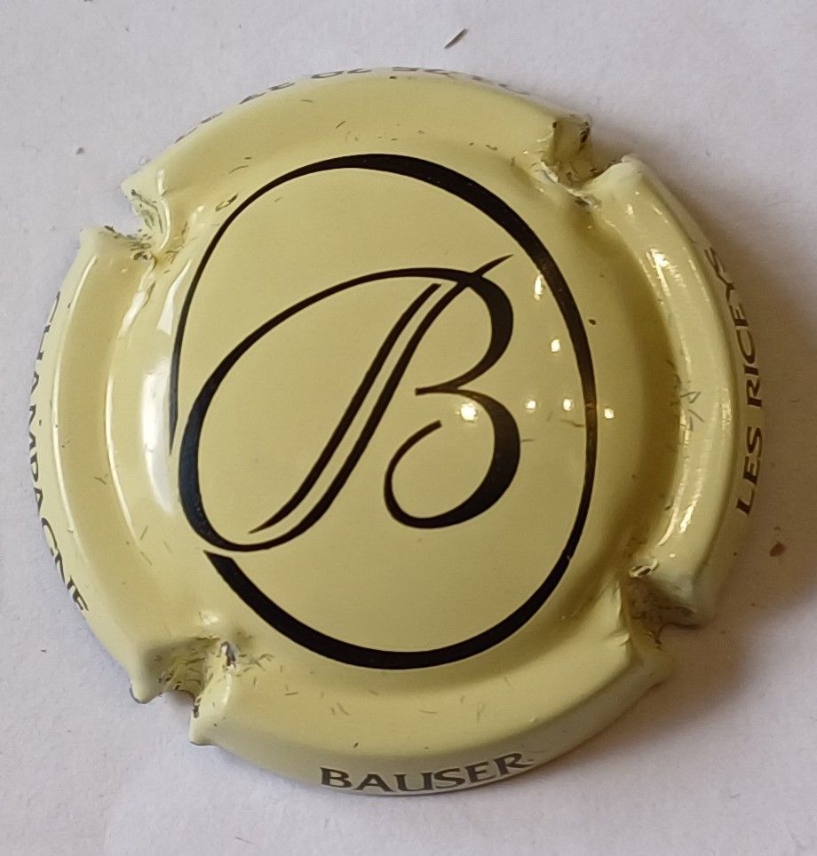 BELLE CAPSULE CHAMPAGNE BAUSER RENE RÉF N°13 NEWS