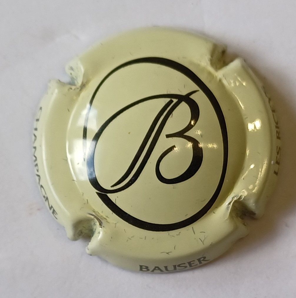BELLE CAPSULE CHAMPAGNE BAUSER RENE RÉF N°17 NEWS