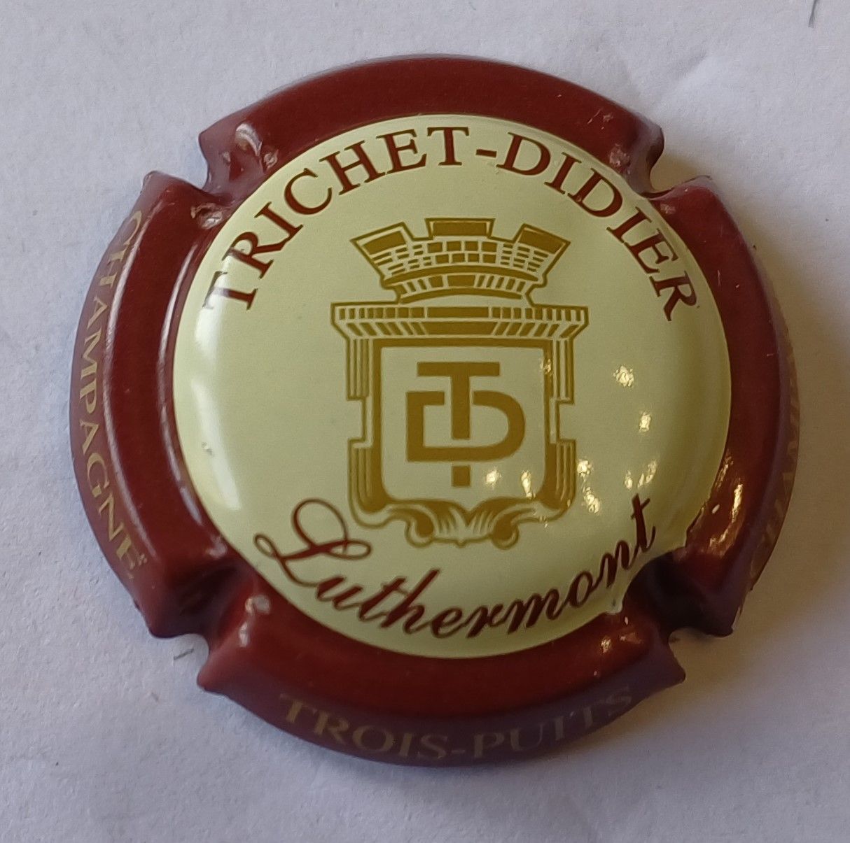 BELLE CAPSULE CHAMPAGNE TRICHET PIERRE LUTHERMONT REF N°2 NEWS