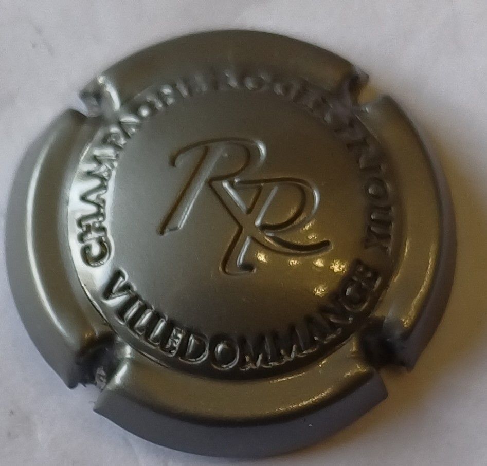 BELLE CAPSULE CHAMPAGNE ROGER PRIOUX ESTAMPEE REF N°10 NEWS