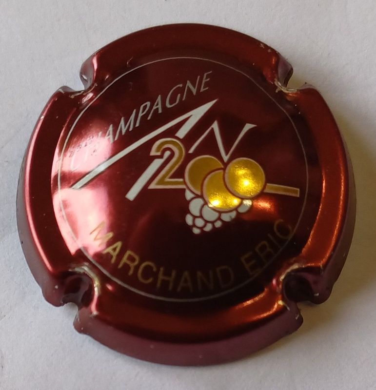 BELLE CAPSULE CHAMPAGNE MARCHAND ERIC CUVEE AN 2000 RÉF N°615 NEWS