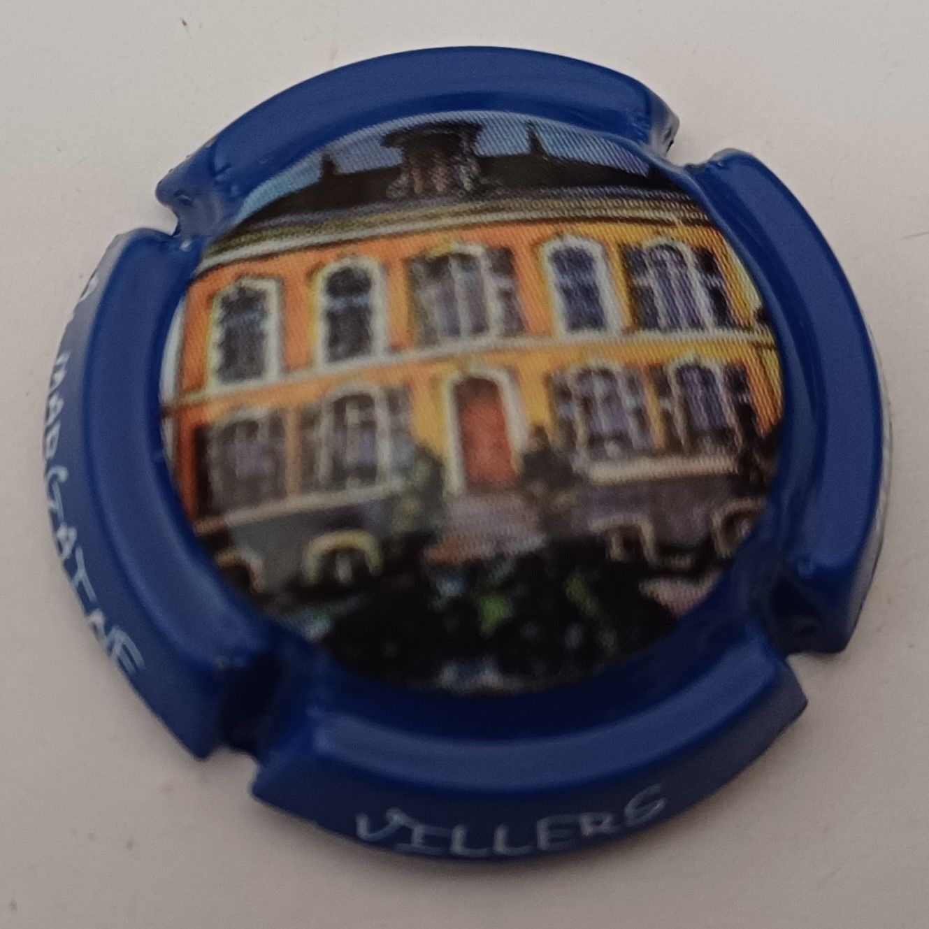 BELLE CAPSULE CHAMPAGNE MARGAINE.A RÉF N°17 NEWS
