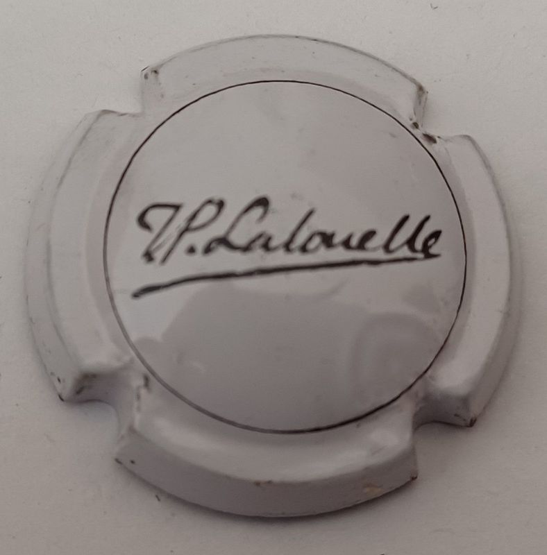 BELLE CAPSULE CHAMPAGNE LALOUELLE JEAN PIERRE RÉF N°1 NEWS BELLE CAPSULE CHAMPAGNE LALOUELLE JEAN PIERRE RÉF N°1 NEWS