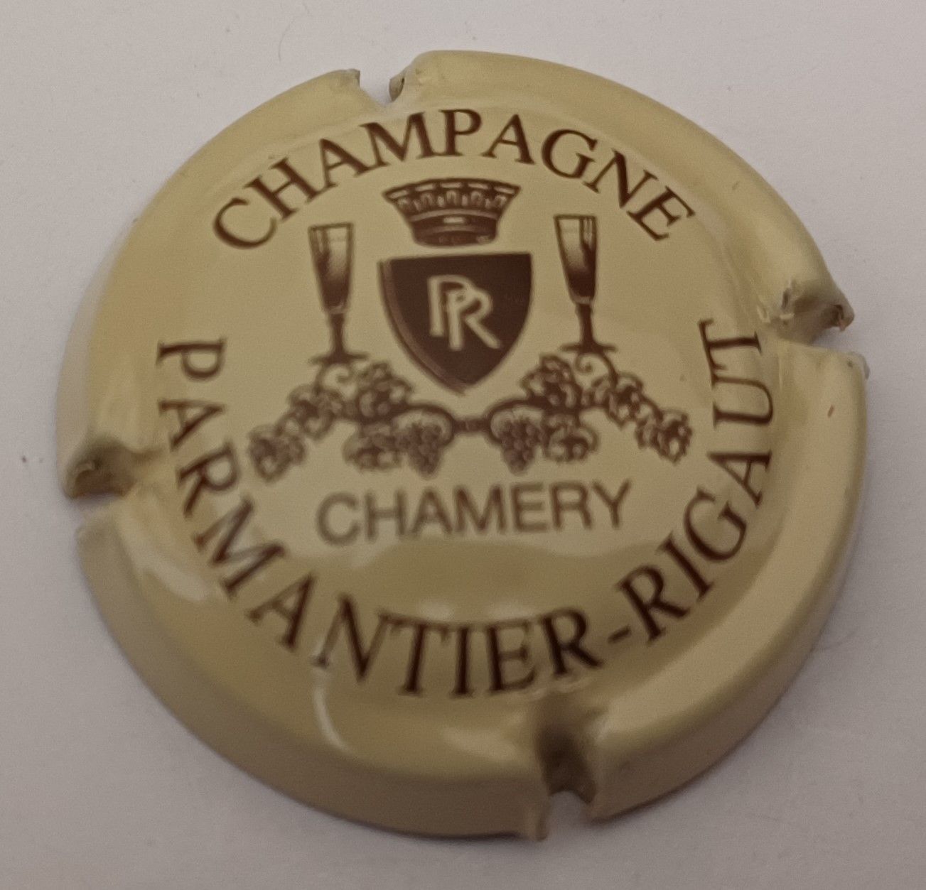 BELLE CAPSULE CHAMPAGNE PARMANTIER RIGAUT RÉF N°8e NEWS