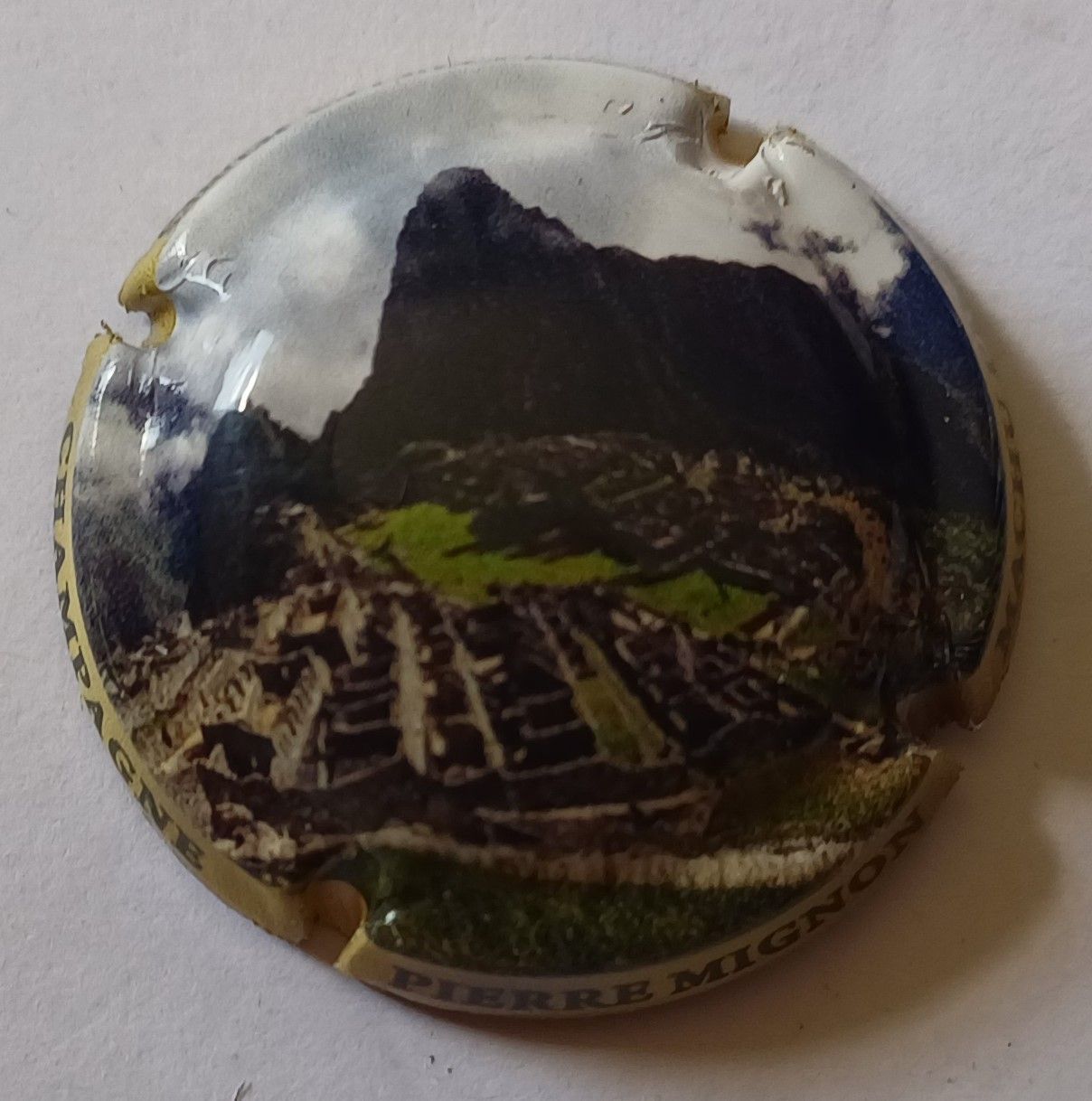 BELLE CAPSULE CHAMPAGNE PIERRE MIGNON MACHU PICCHU 2025 REF N°215a NEWS