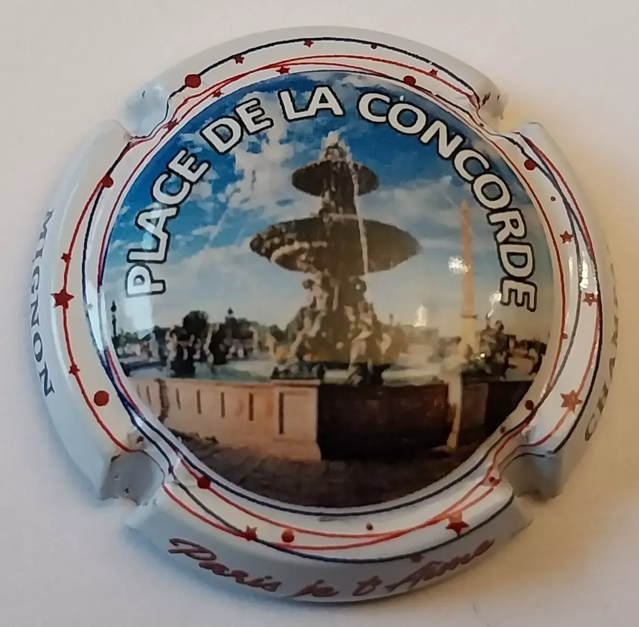 BELLE CAPSULE CHAMPAGNE PIERRE MIGNON PLACE DE LA CONCORDE REF N°201o NEWS