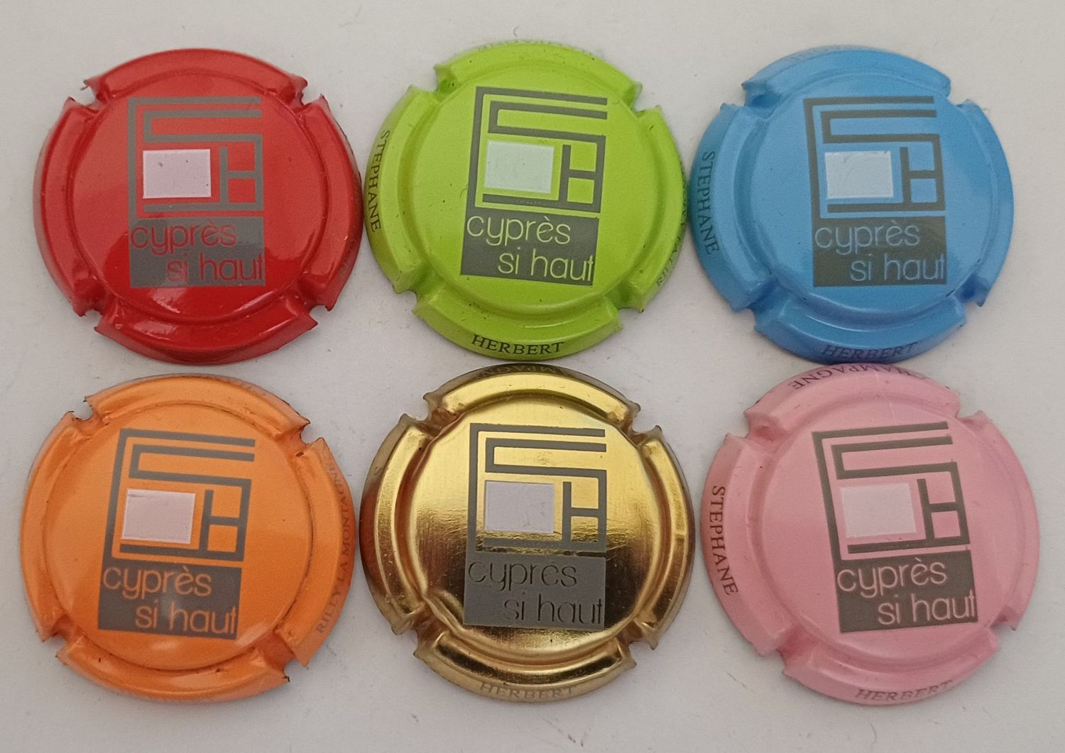 6 BELLES CAPSULES CHAMPAGNE HERBERT STEPHANE CYPRES SI HAUT NEWS