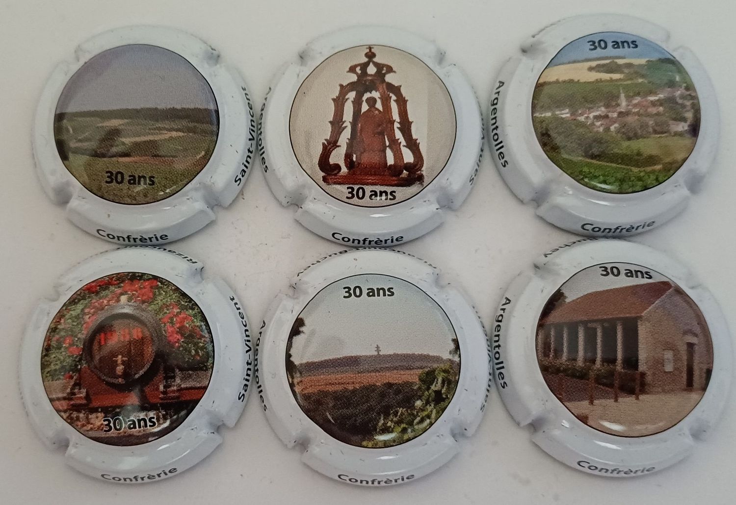 6 BELLES CAPSULES CHAMPAGNE RIZAUCOURT ARGENTOLLE REF N°3 a 3e NEWS
