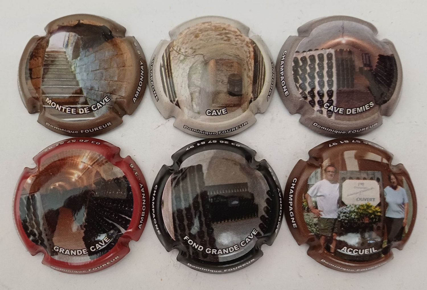 6 BELLES CAPSULES CHAMPAGNE FOUREUR DOMINIQUE REF N°2 et 2e NEWS