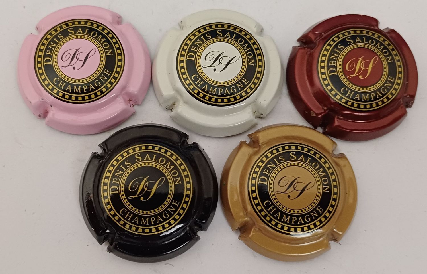 5 BELLES CAPSULES CHAMPAGNE SALOMON DENIS REF N°24 a 24d NEWS