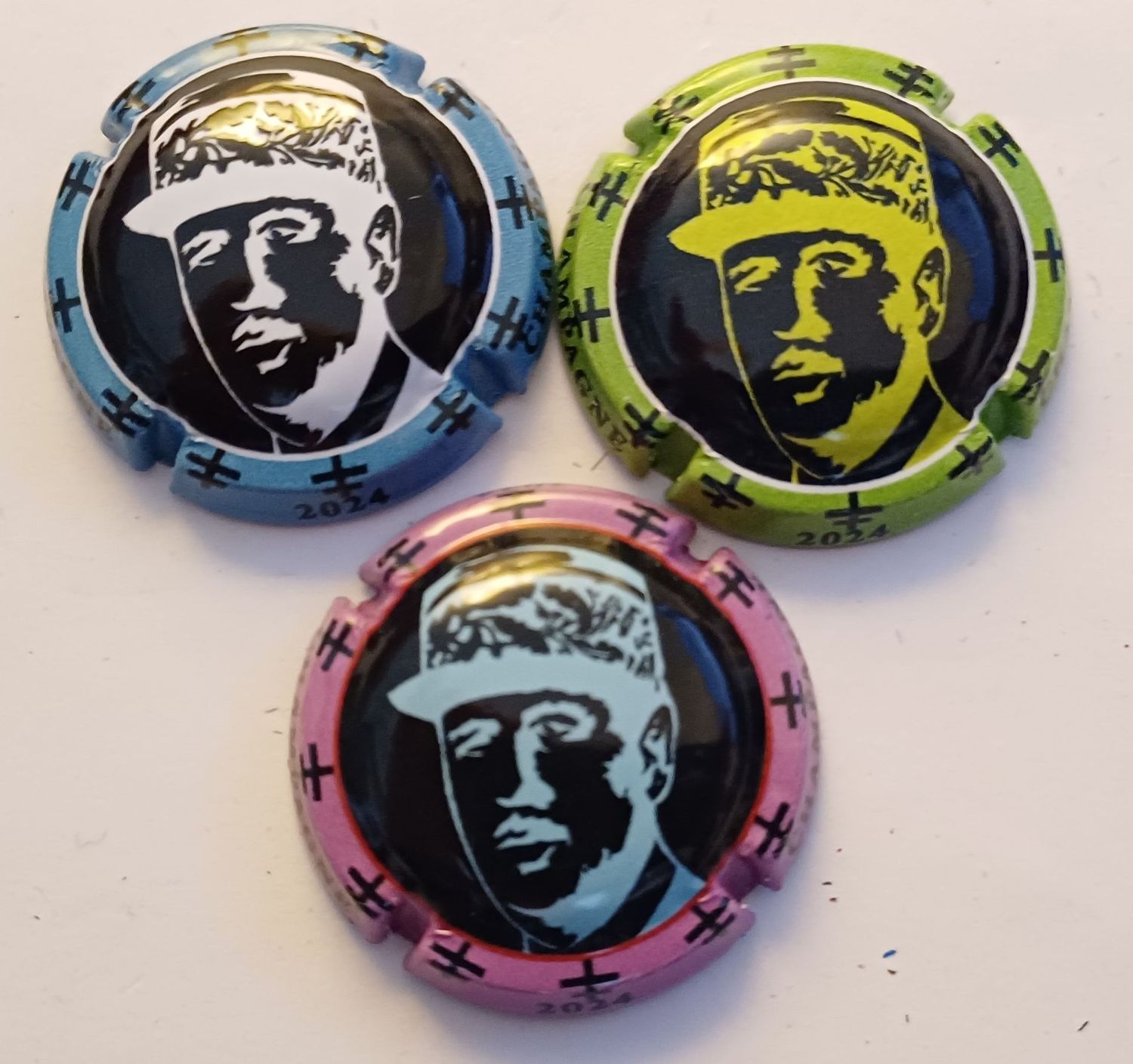 3 BELLES CAPSULES CHAMPAGNE GENERIQUE GENERAL DE GAULLE 2024 NEWS
