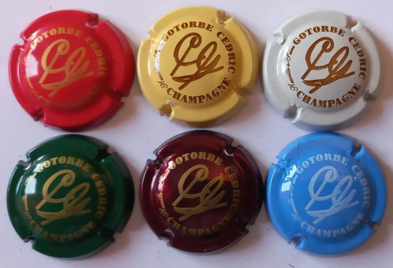 6 BELLES CAPSULES CHAMPAGNE GOTORBE CIDRIC INITIALE REF N° 7 a 7e NEWS