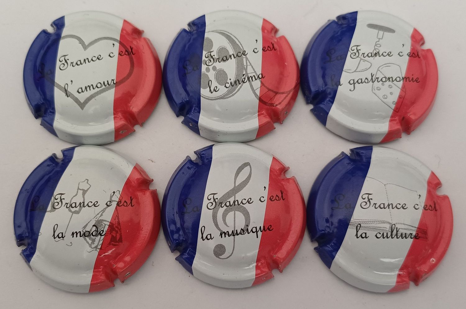 6 BELLES CAPSULES CHAMPAGNE GENERIQUE ART REF N°992 a 992e NEWS