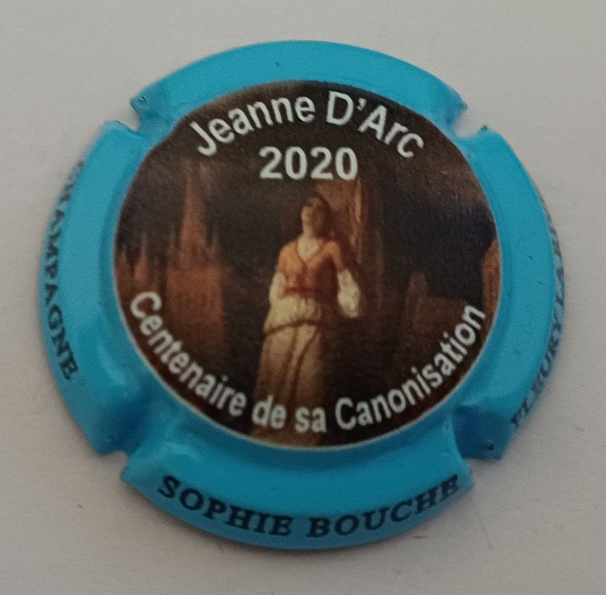 BELLE CAPSULE CHAMPAGNE BOUCHE SOPHIE JEANNE D'ARC 2020 REF N°4a NEWS