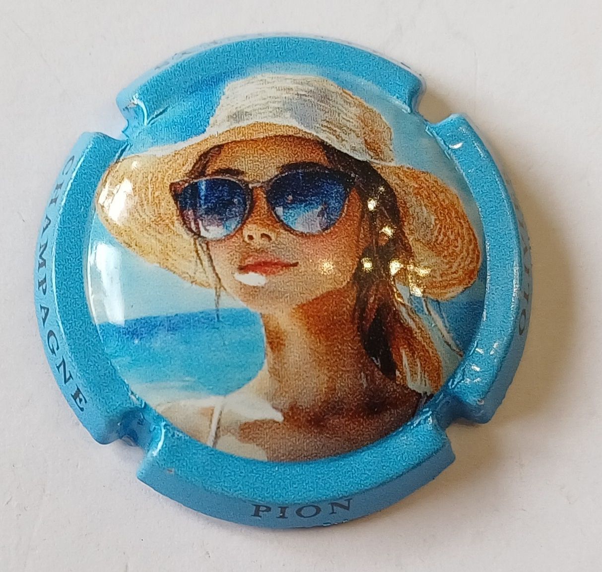 JÉROBOAM CHAMPAGNE PION OLIVIER FEMME PLAGE 2025 NEWS