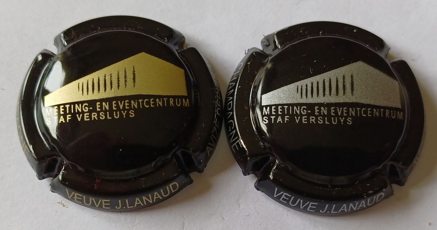 2 BELLES CAPSULES CHAMPAGNE VEUVE J.LANAUD REF N°22b et 22c NEWS