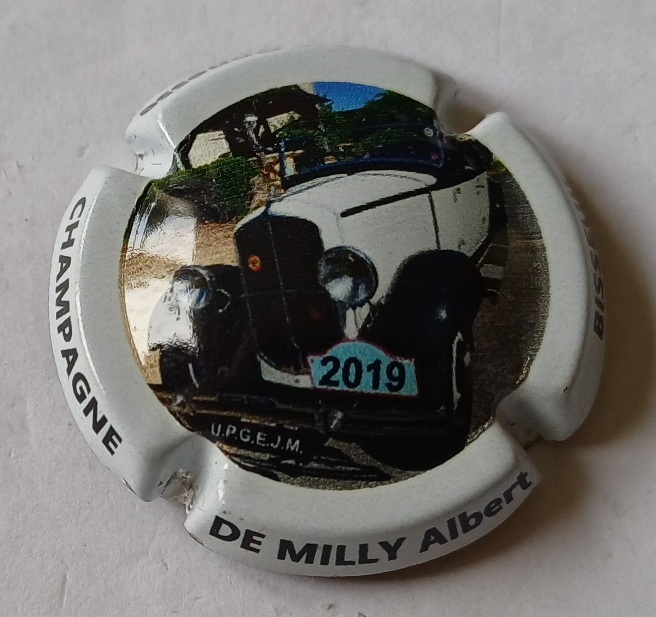 BELLE CAPSULE CHAMPAGNE DE MILLY ALBERT CLUB DE GONESSE REF N°43 NEWS