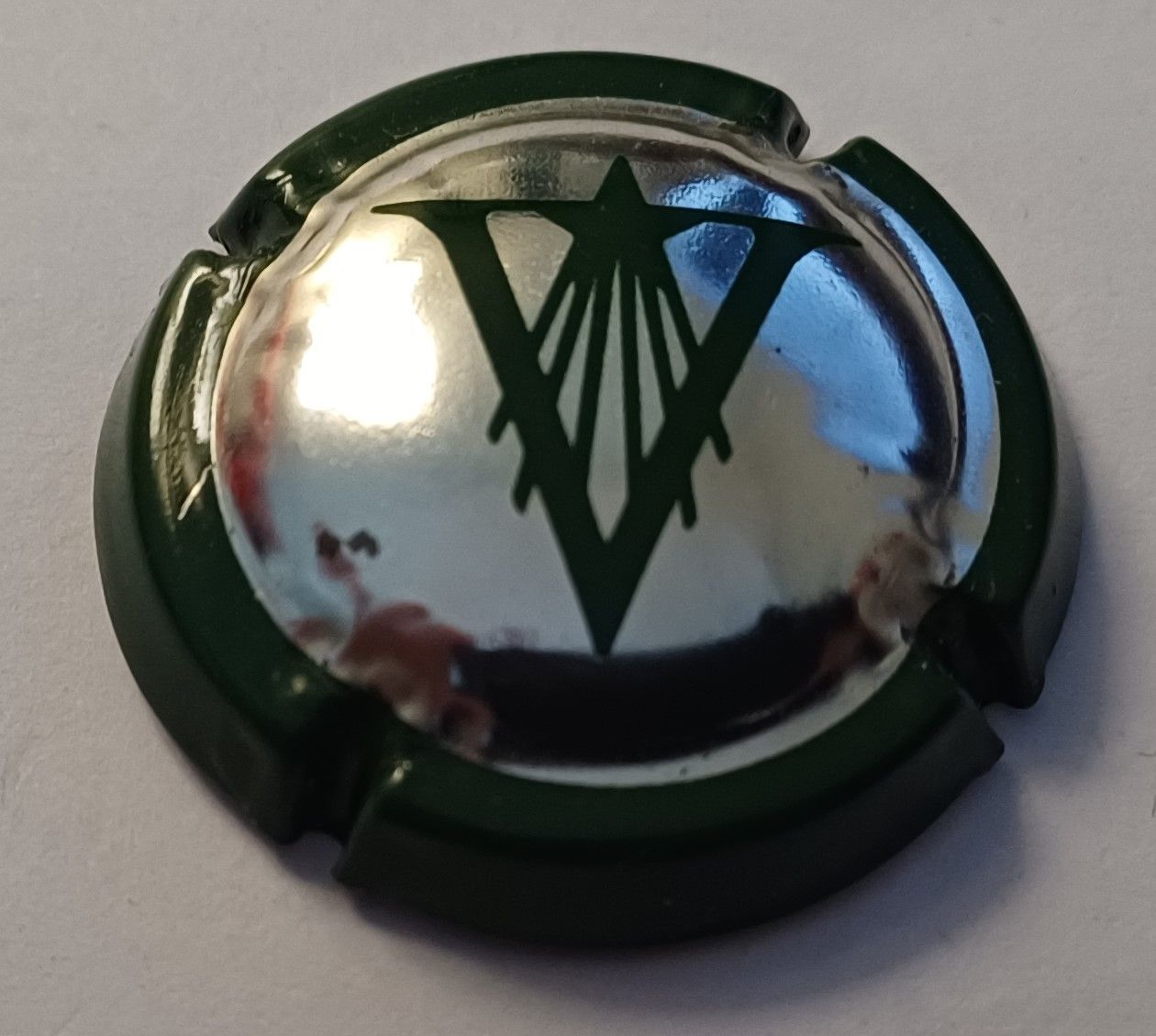 BELLE CAPSULE CHAMPAGNE VRANKEN CONTOUR VERTE RÉF N°8 NEWS