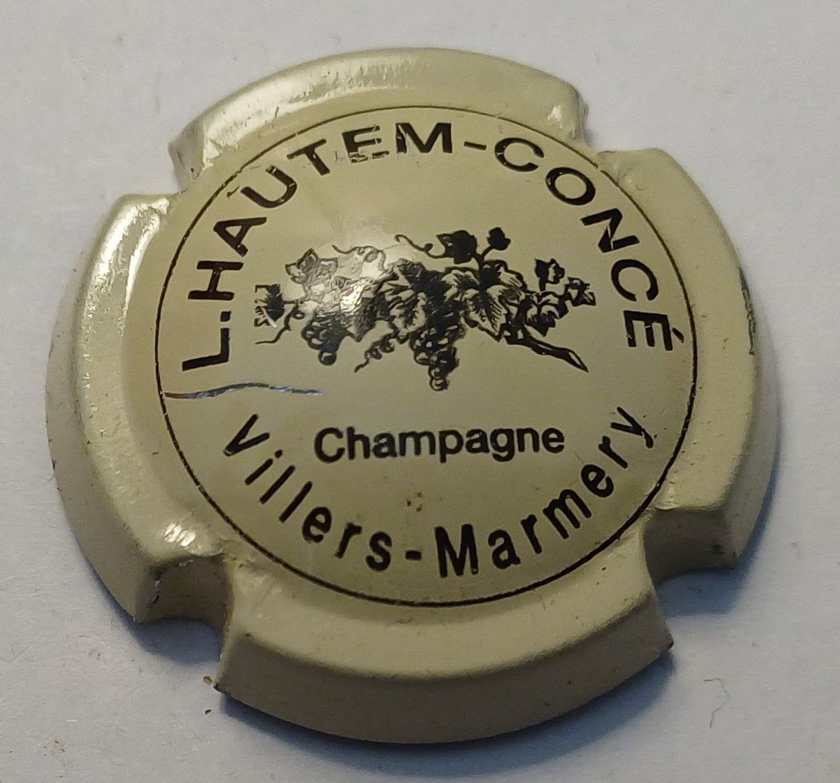 CAPSULE CHAMPAGNE HAUTEM CONCE LUCIEN RÉF N°1 NEWS