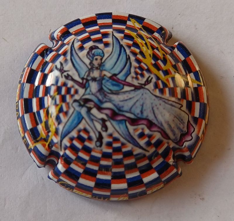 BELLE CAPSULE CHAMPAGNE COMTESSE LA FEE 600EX REF N°150b NEWS BELLE CAPSULE CHAMPAGNE COMTESSE LA FEE 600EX REF N°150b NEWS