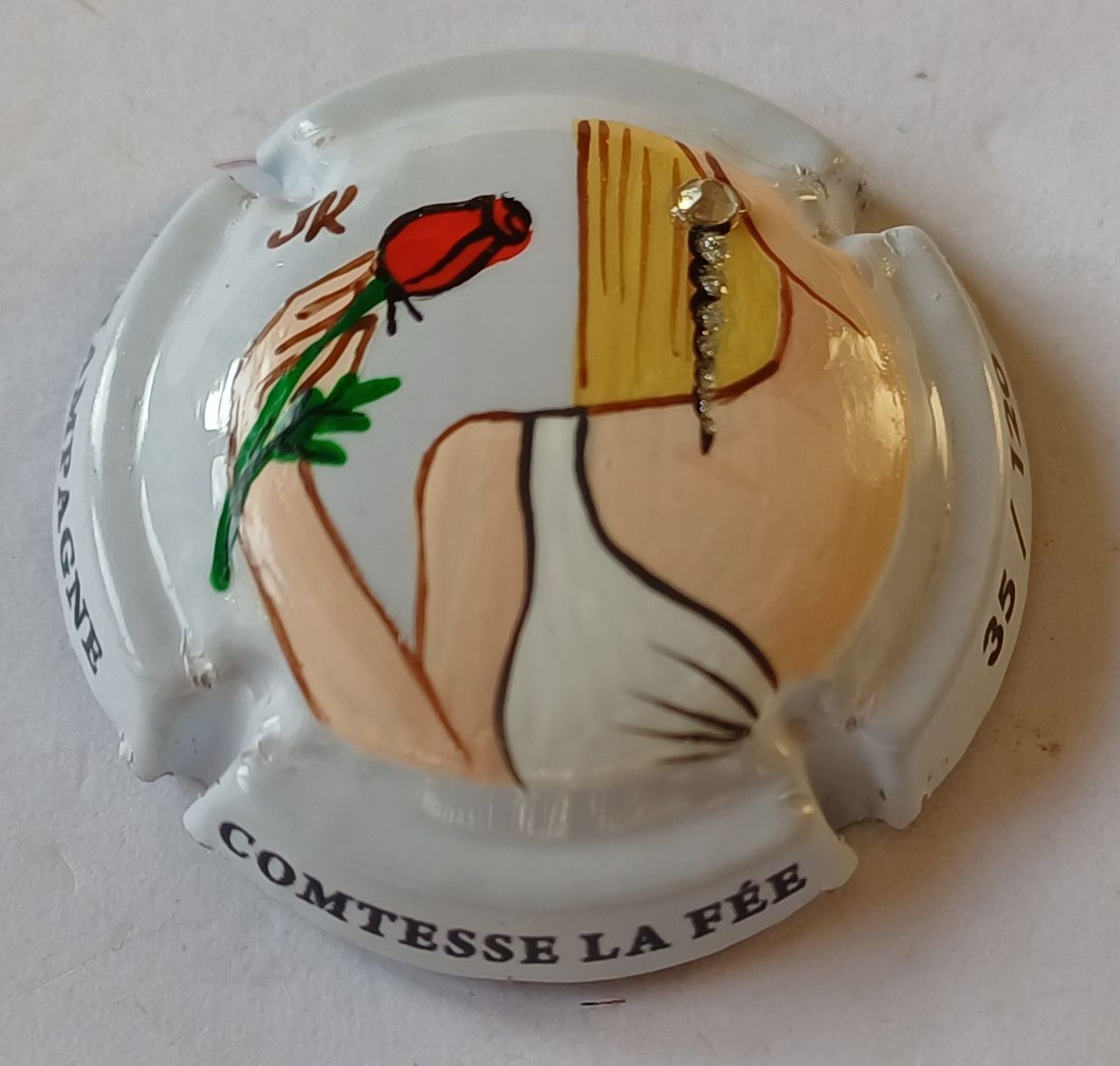 BELLE CAPSULE CHAMPAGNE COMTESSE LA FEE ST VALENTIN PALM 120EX 2025 NEWS