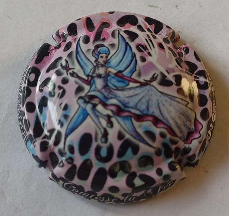 BELLE CAPSULE CHAMPAGNE COMTESSE LA FEE 600EX REF N°141 NEWS BELLE CAPSULE CHAMPAGNE COMTESSE LA FEE 600EX REF N°141 NEWS