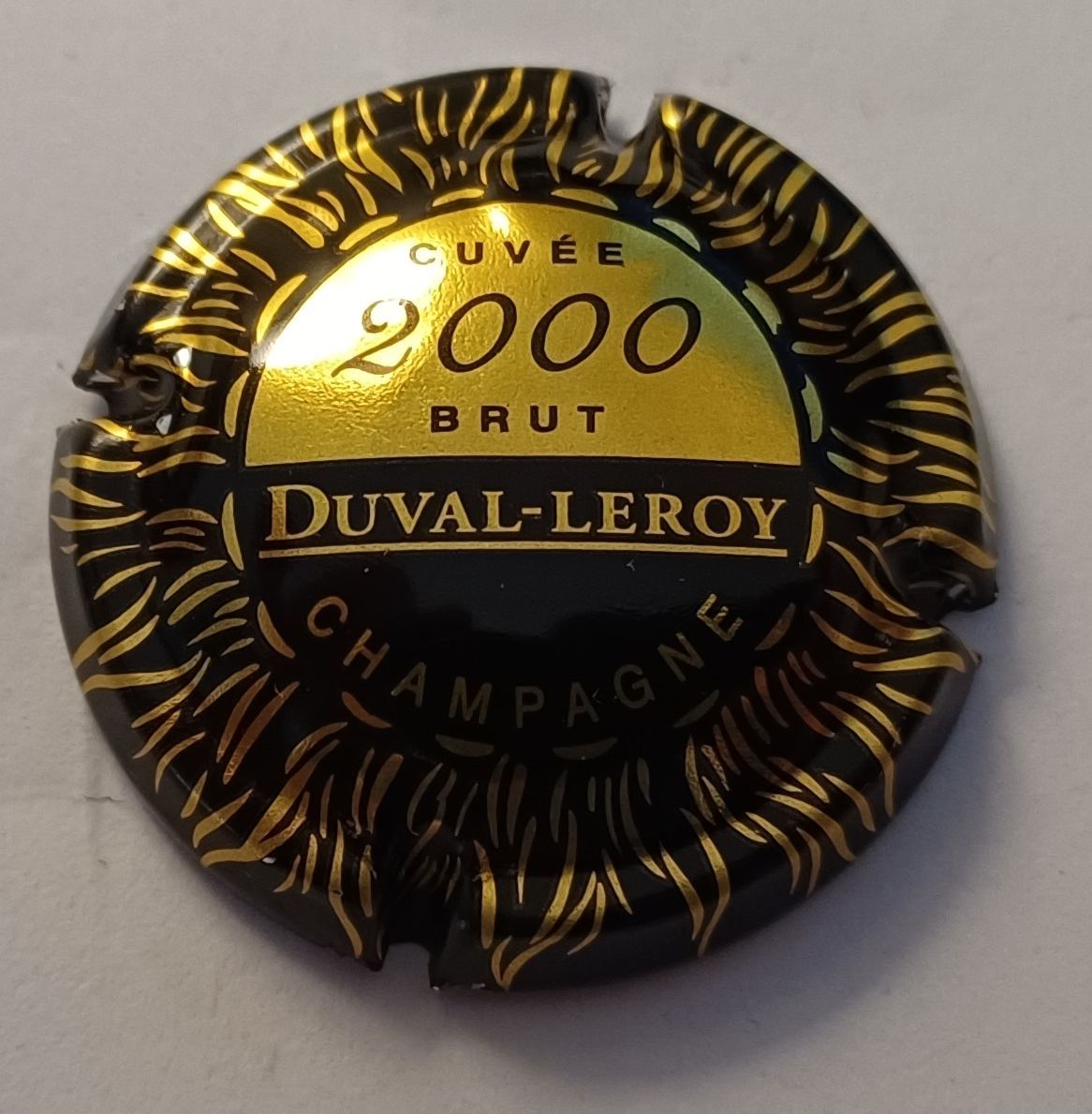 BELLE CAPSULE CHAMPAGNE DUVAL LEROY AN 2000 REF N°23 NEWS
