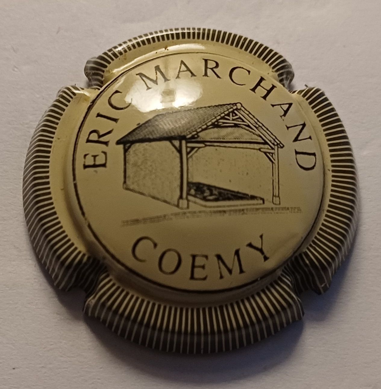 BELLE CAPSULE CHAMPAGNE MARCHAND ERIC RÉF N°10 NEWS