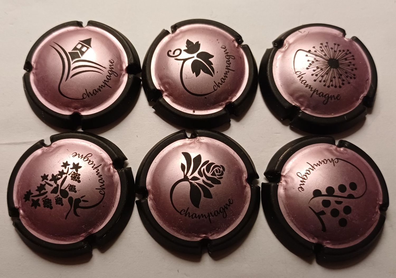 6 BELLES CAPSULES CHAMPAGNE GENERIQUE ROSE REF N°1038b a 1043b NEWS