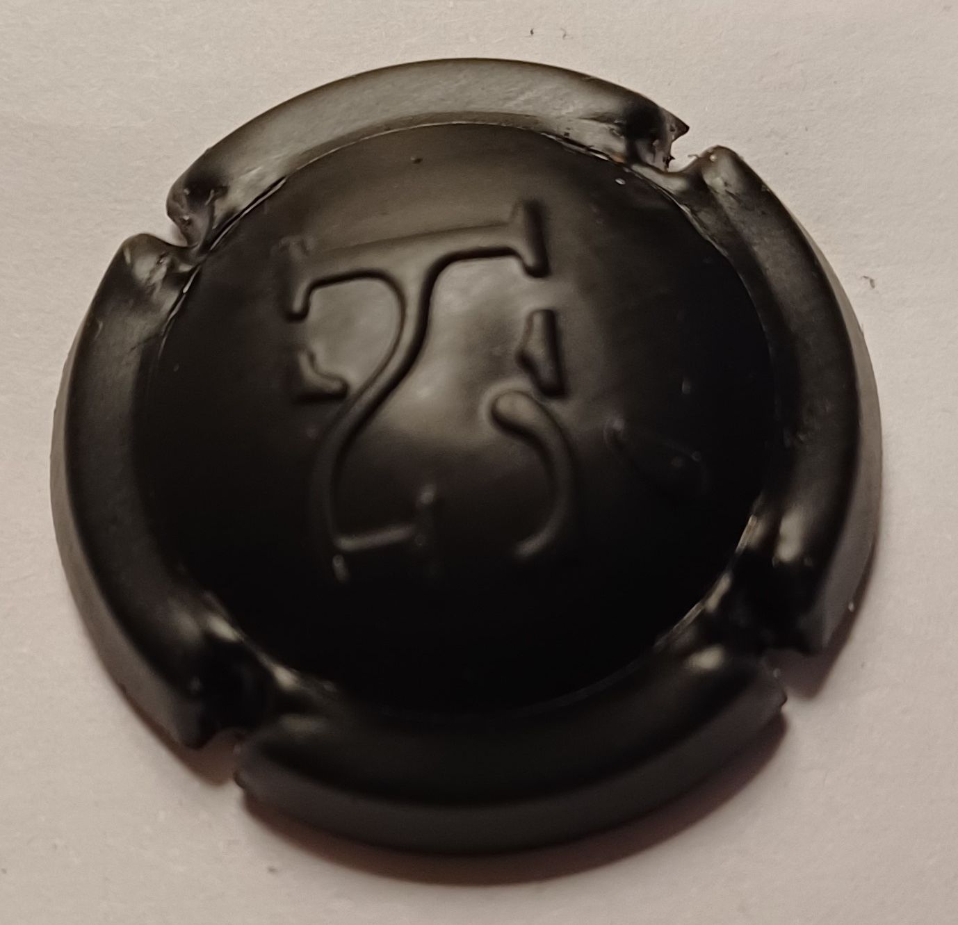 BELLE CAPSULE CHAMPAGNE GODME HUGUES ESTAMPES REF N°4 NEWS