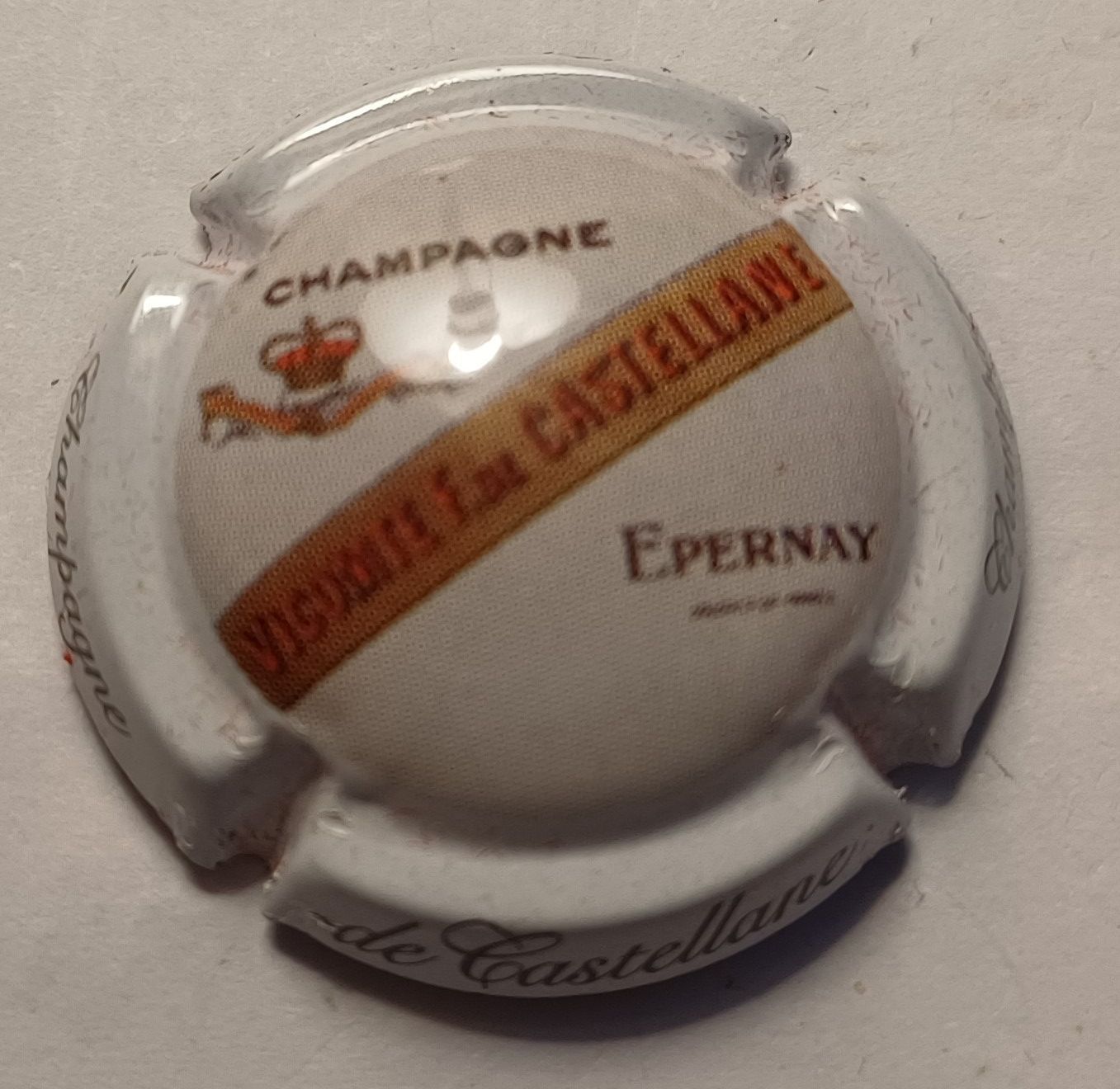 BELLE CAPSULE CHAMPAGNE DE CASTELLANE RÉF N°90f NEWS