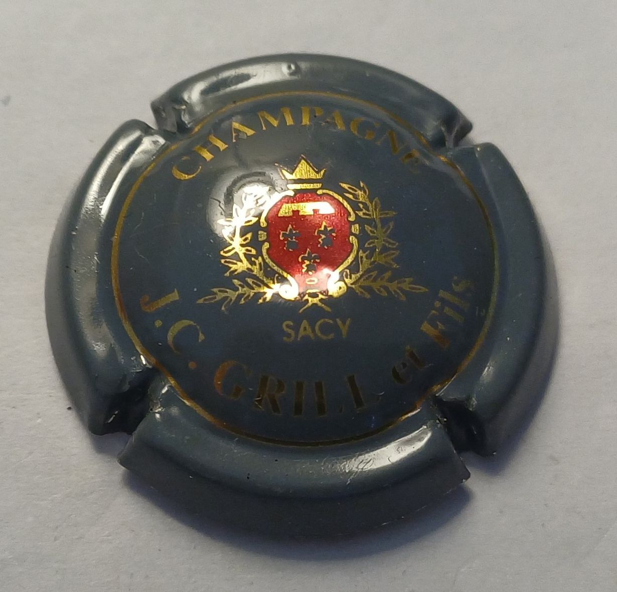 BELLE CAPSULE CHAMPAGNE GRILL JC & FILS RÉF N°6 NEWS