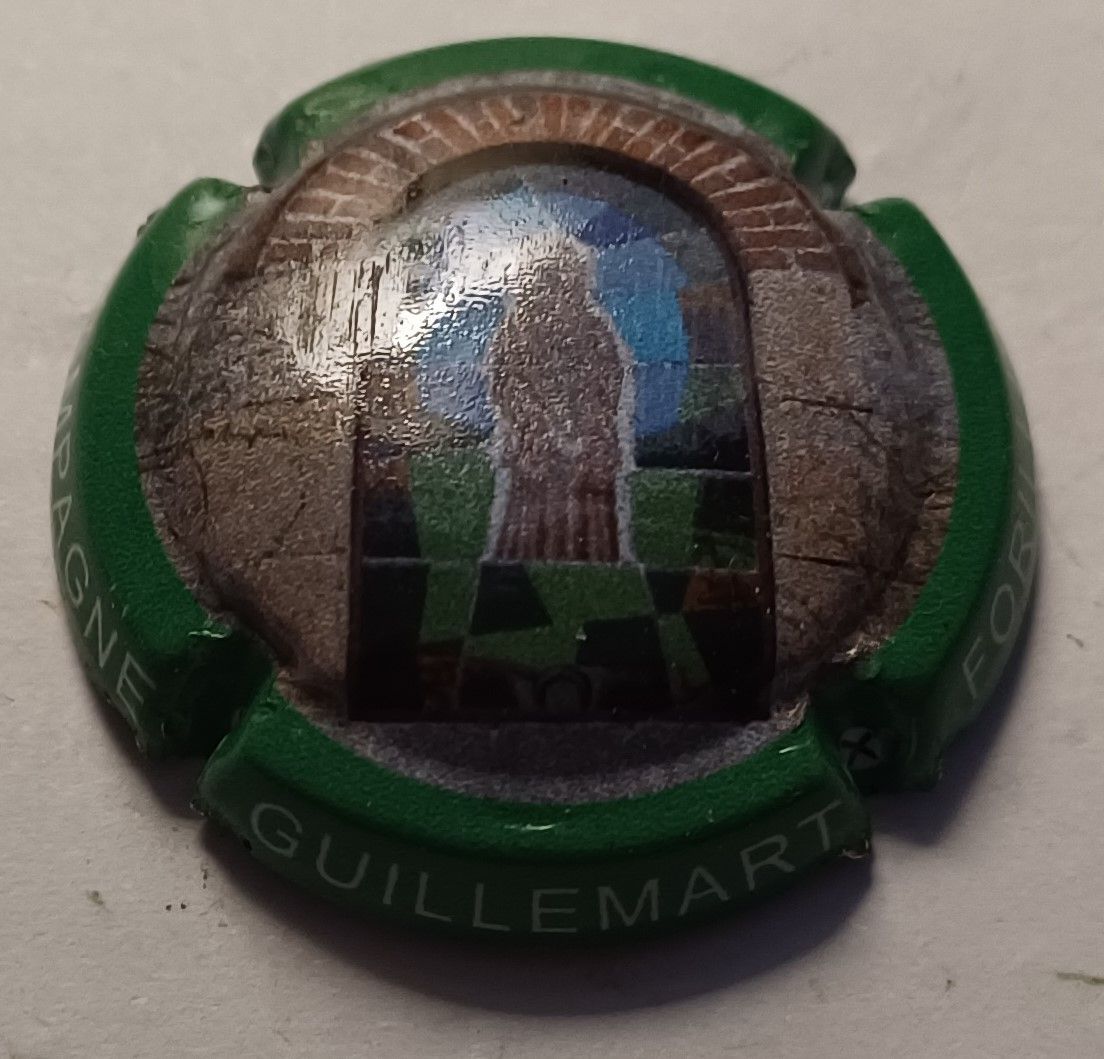 BELLE CAPSULE CHAMPAGNE GUILLEMART FORILLIERE REF N°8a NEWS