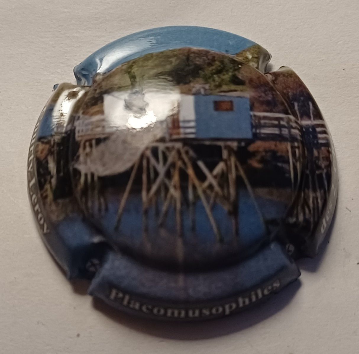 BELLE CAPSULE CHAMPAGNE COURTY LEROY CARRELET ST PALAIS REF N°80a NEWS