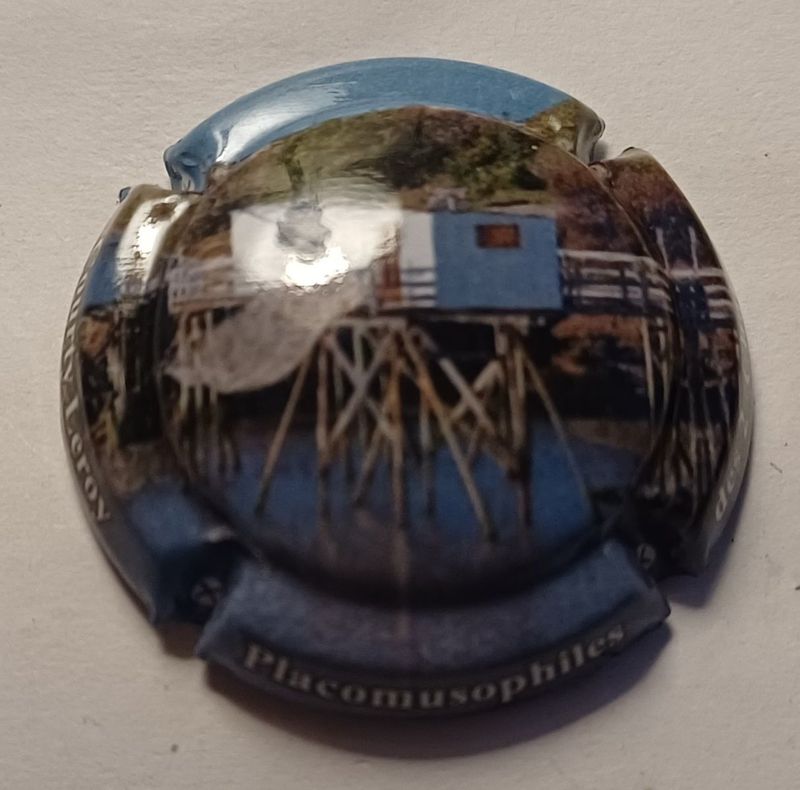 BELLE CAPSULE CHAMPAGNE COURTY LEROY CARRELET ST PALAIS REF N°80a NEWS BELLE CAPSULE CHAMPAGNE COURTY LEROY CARRELET ST PALAIS REF N°80a NEWS