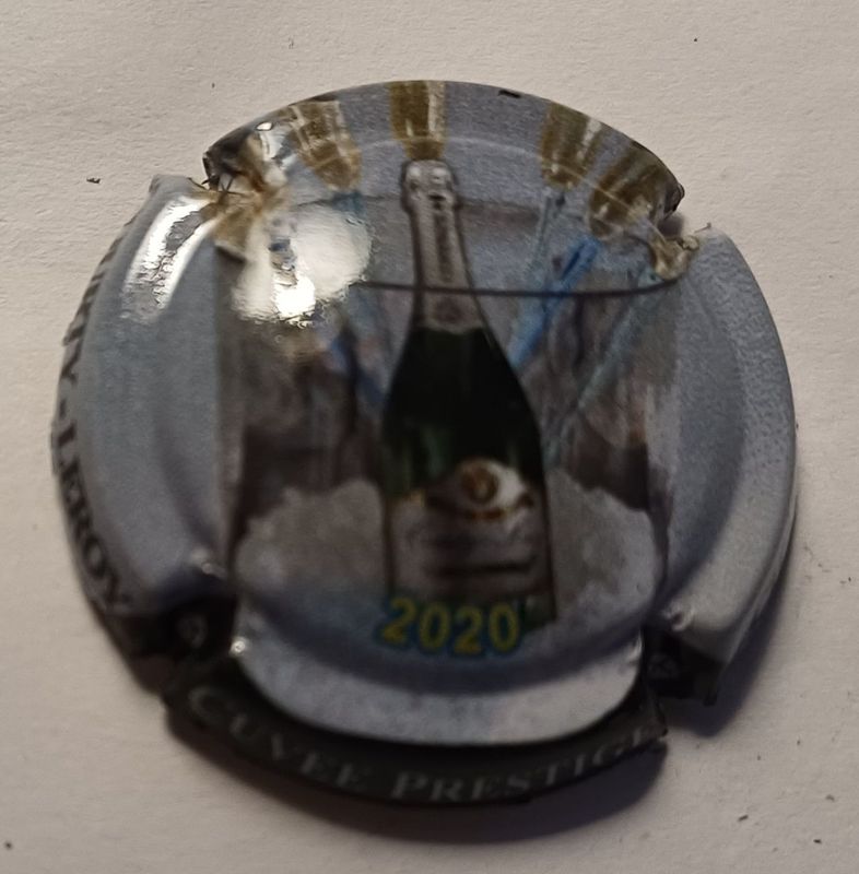 BELLE CAPSULE CHAMPAGNE COURTY LEROY PRESTIGE 2020 REF N°13p NEWS BELLE CAPSULE CHAMPAGNE COURTY LEROY PRESTIGE 2020 REF N°13p NEWS