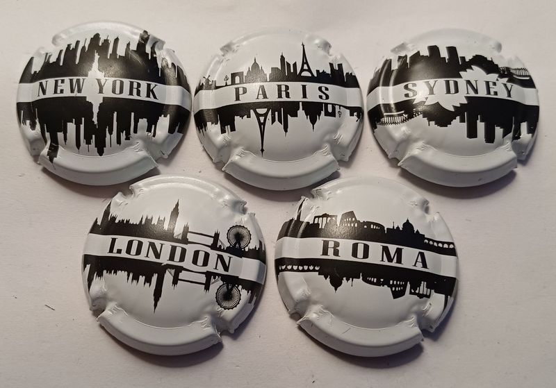 5 BELLES CAPSULES CHAMPAGNE GENERIQUE VILLES DU MONDE REF N°1131 a 1131d NEWS 5 BELLES CAPSULES CHAMPAGNE GENERIQUE VILLES DU MONDE REF N°1131 a 1131d NEWS