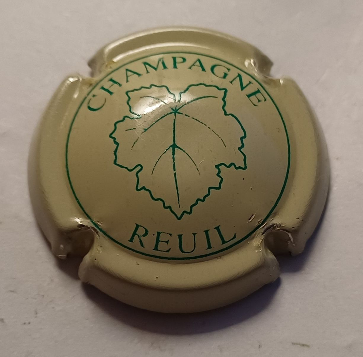 BELLE CAPSULE CHAMPAGNE REUIL VERT PALE REF N°1 NEWS