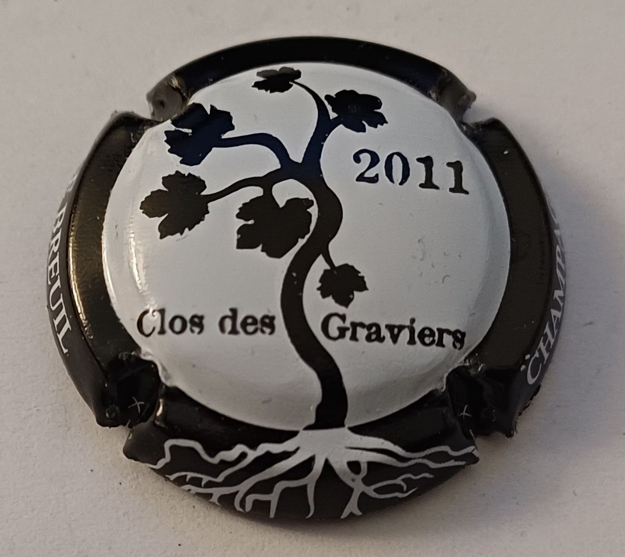 BELLE CAPSULE CHAMPAGNE PIERRE MIGNON CLOS DU GRAVIERS 2011 REF N°138aa NEWS