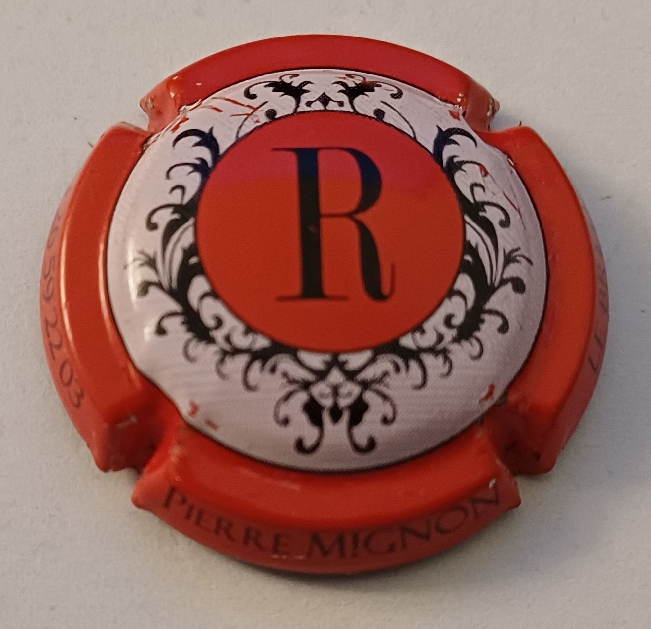 BELLE CAPSULE CHAMPAGNE PIERRE MIGNON CUVEE RATAFIA REF N°155l NEWS