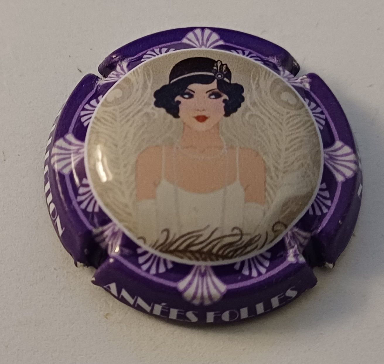 BELLE CAPSULE CHAMPAGNE PIERRE MIGNON ANNEE FOLLES 10 REF N°190i NEWS